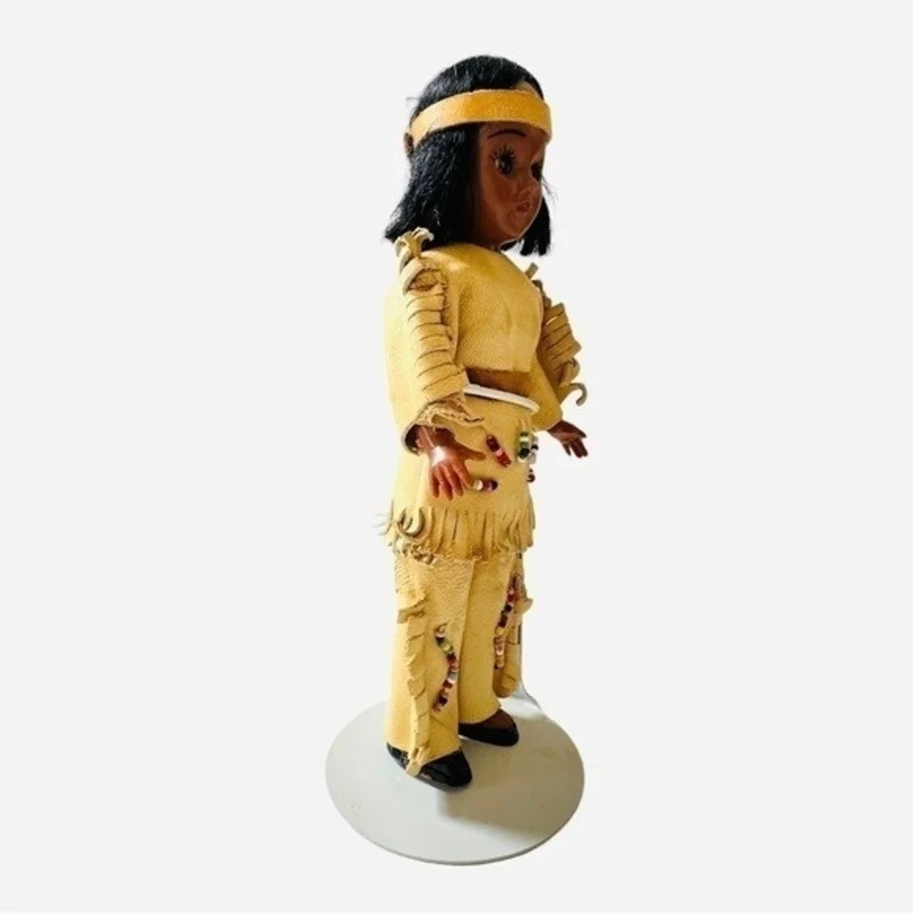Vintage Native American Indian Girl Doll 8